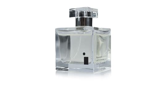 white gardenia petals 100ml.